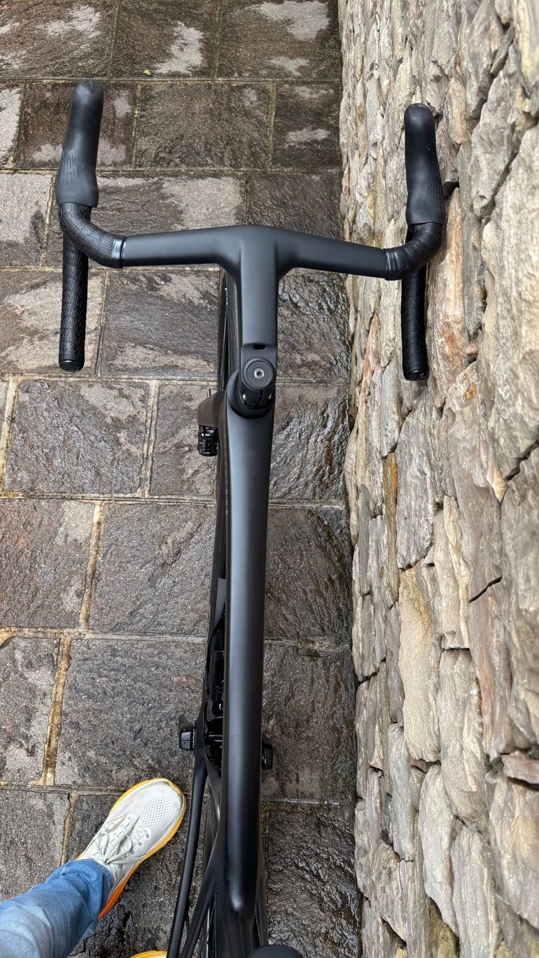 Used Trek Madone SL 7 Gen 8 2025 2025 Road & Gravel, Black — image 8 of 8