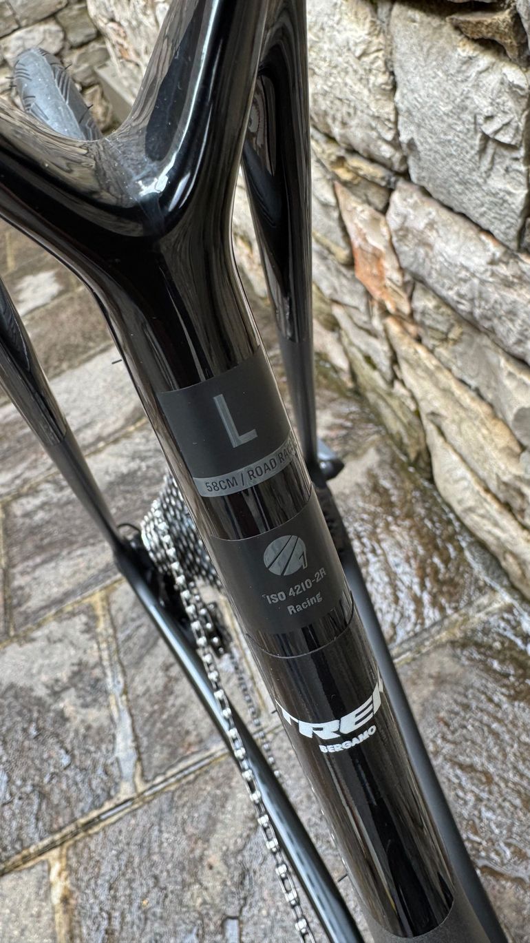 Used Trek Madone SL 7 Gen 8 2025 2025 Road & Gravel, Black — image 3 of 8