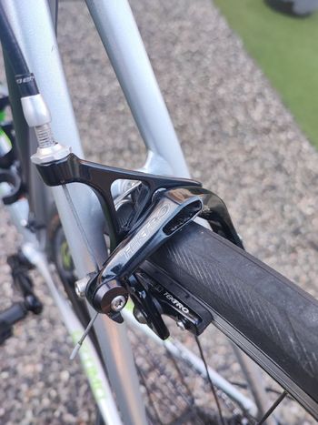 Used Cannondale Caad Shimano 105 2019 Road & Gravel, Hellgrau — image 6 of 8