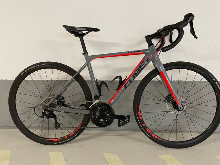 Used CUBE CROSS RACE Pro 2018 2018 Road & Gravel, Hellgrau — image 1 of 9
