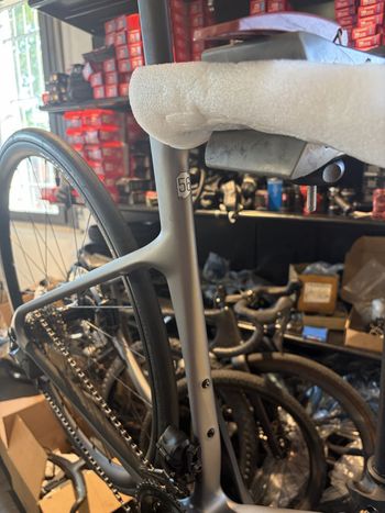 Used Cannondale Synapse Carbon 2 2026 2026 Road & Gravel, Light Gray — image 4 of 4
