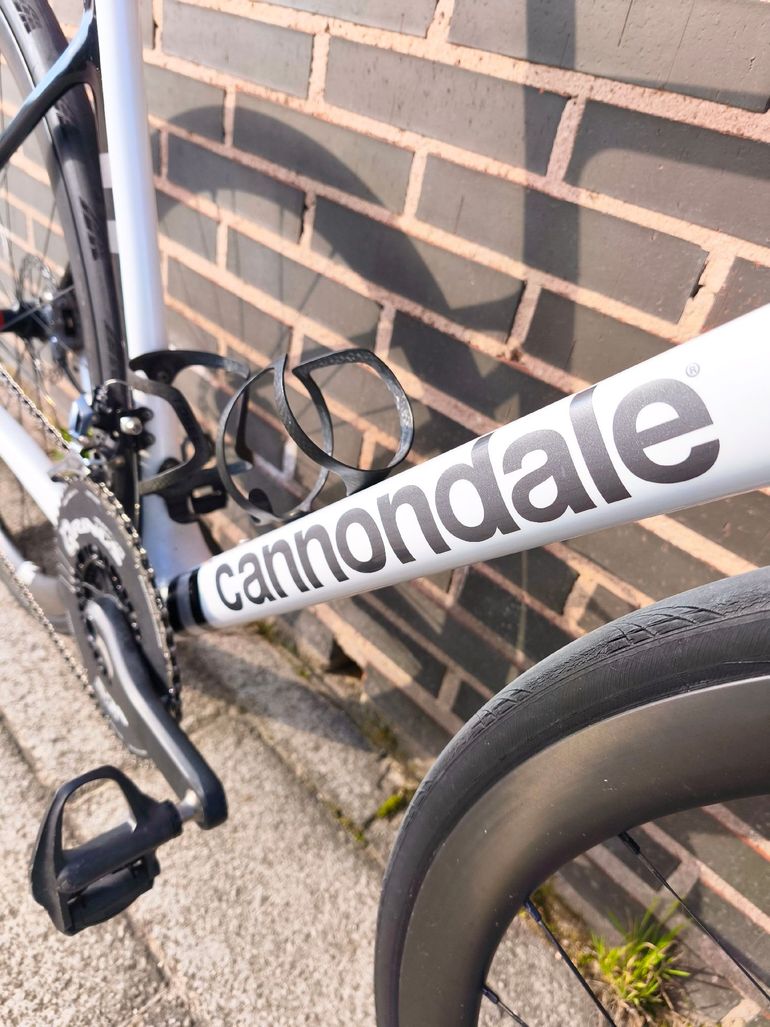 Used Cannondale SuperSix EVO Carbon Disc Ultegra 2021 2021 Road & Gravel — image 5 of 9