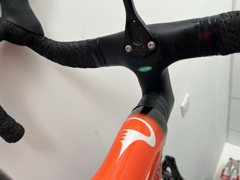 Used Pinarello DOGMA F DURA ACE Di2 2025 2025 Road & Gravel, Arancione — image 9 of 10