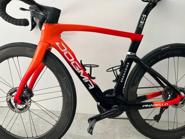 Used Pinarello DOGMA F DURA ACE Di2 2025 2025 Road & Gravel, Arancione — image 5 of 10