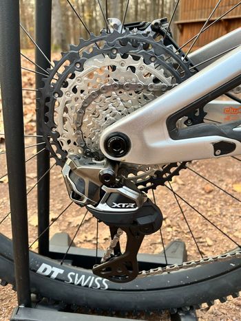 Used Pivot FIREBIRD Pro XT/XTR 2023 2023 Mountainbike — image 8 of 9