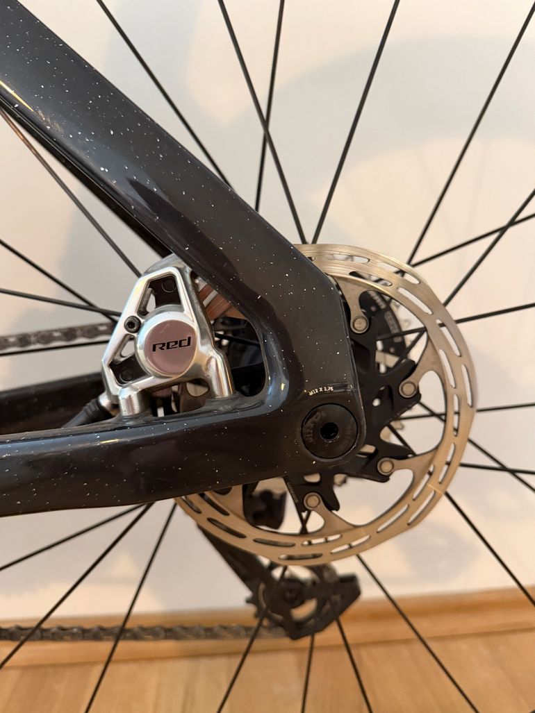 Used Canyon Aeroad CFR AXS 2025 2025 Road & Gravel, Black — image 7 of 9