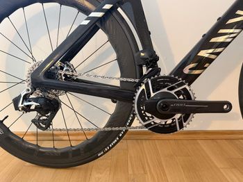 Used Canyon Aeroad CFR AXS 2025 2025 Road & Gravel, Black — image 2 of 9