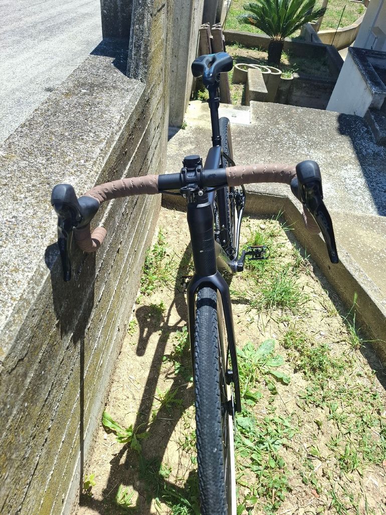 Used Orbea TERRA H30 2023 2023 Road & Gravel, Black — image 5 of 6