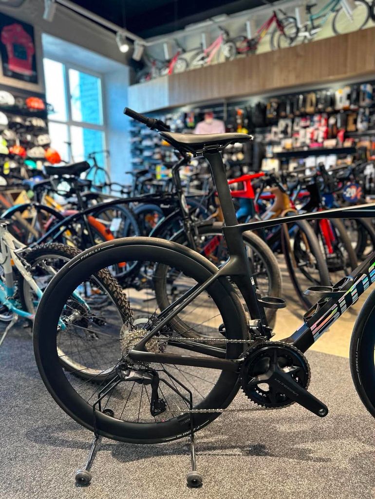 Used BMC Teammachine R 01 FOUR 2024 2024 Road & Gravel, Schwarz — image 7 of 8
