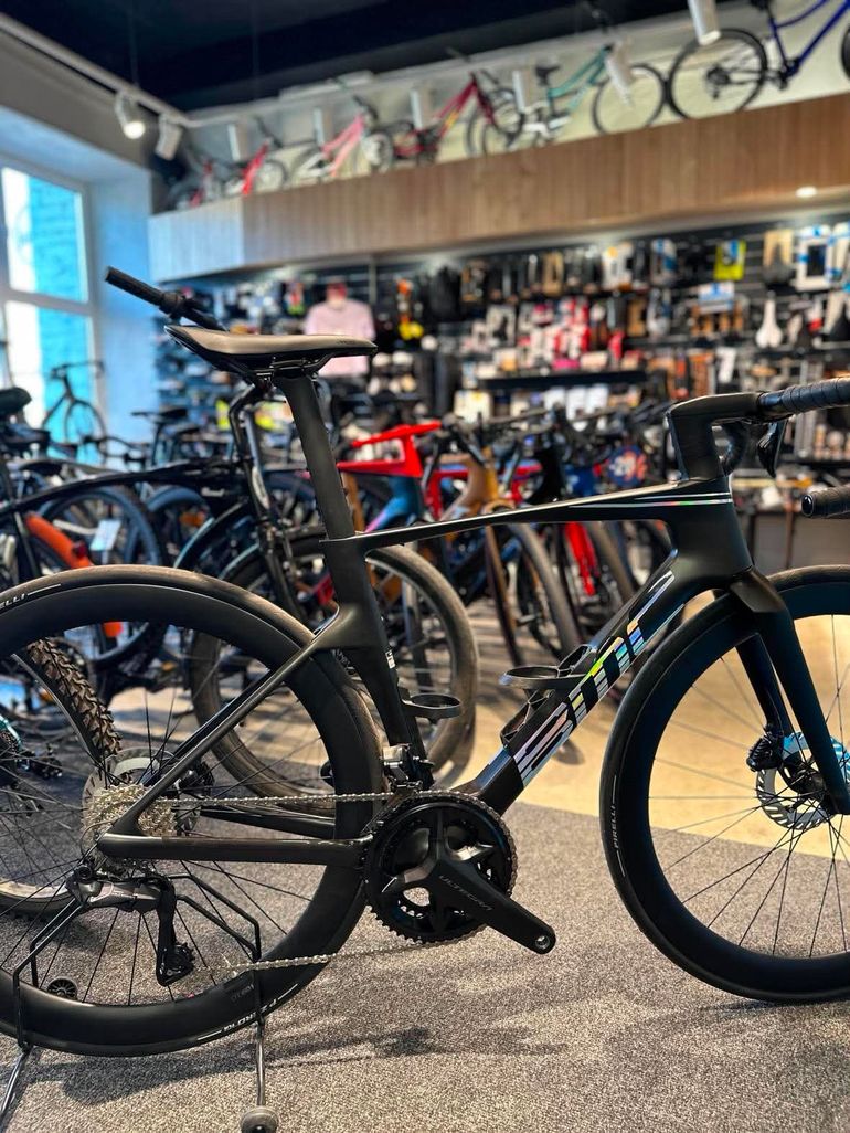 Used BMC Teammachine R 01 FOUR 2024 2024 Road & Gravel, Schwarz — image 6 of 8