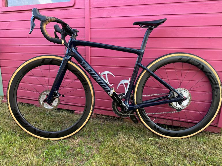 Used Specialized S-Works Tarmac SL6 Disc - Dura Ace Di2 2019 2019 Road & Gravel — image 2 of 18