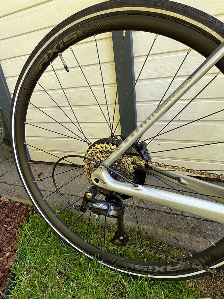 Used Specialized Allez Elite 2020 2020 Road & Gravel, Hellgrau — image 4 of 6