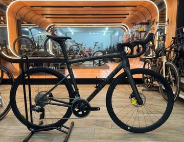 Gebrauchtes Specialized Tarmac SL8 Expert - SRAM Rival AXS 2024 2024 Road & Gravel