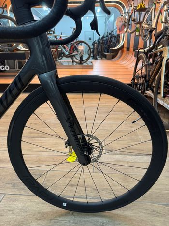 Used Specialized Tarmac SL8 Expert - SRAM Rival AXS 2024 2024 Road & Gravel, Light Gray — image 12 of 12