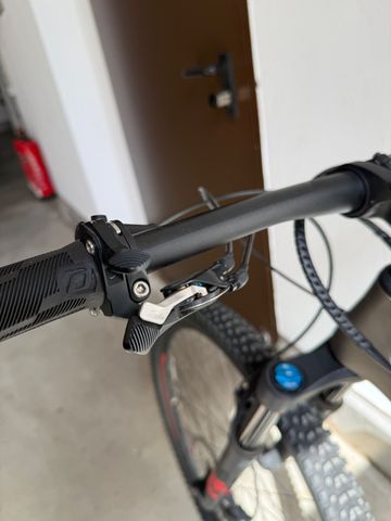 Used Scott Spark 930 2020 2020 Mountainbike, Light Gray, 29 — image 9 of 12