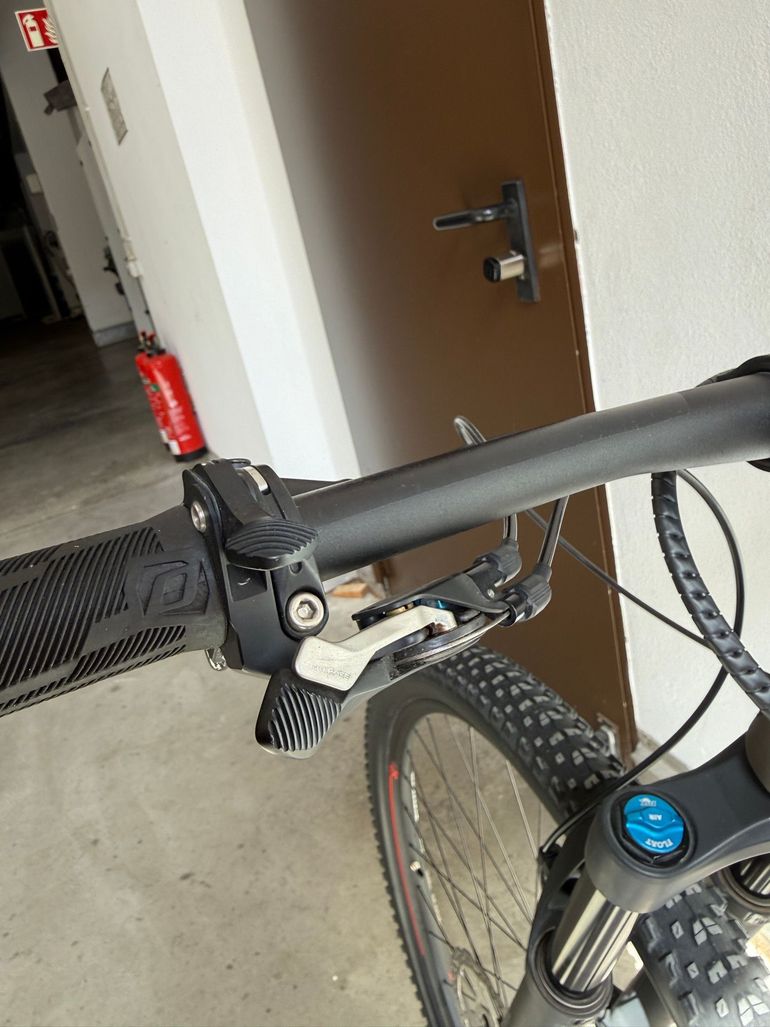 Used Scott Spark 930 2020 2020 Mountainbike, Gris claro — image 12 of 12