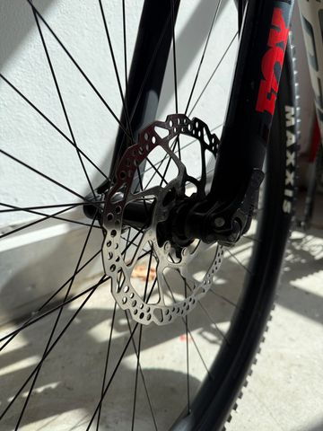 Used Scott Spark 930 2020 2020 Mountainbike, Light Gray, 29 — image 3 of 12