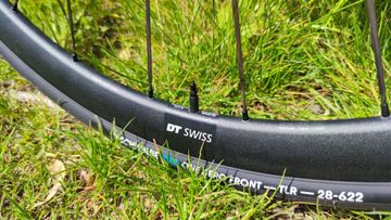 Used Felt Ar SRAM Force eTap AXS 2020 Road & Gravel, White — image 11 of 14