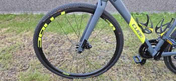 Used CUBE CROSS RACE Pro 2019 2019 Road & Gravel, Black — image 13 of 16