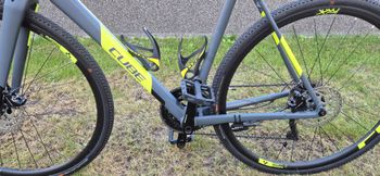 Used CUBE CROSS RACE Pro 2019 2019 Road & Gravel, Black — image 14 of 16