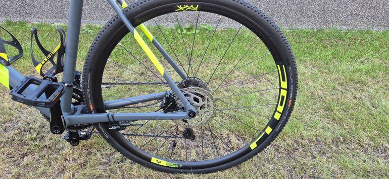 Used CUBE CROSS RACE Pro 2019 2019 Road & Gravel, Black — image 15 of 16