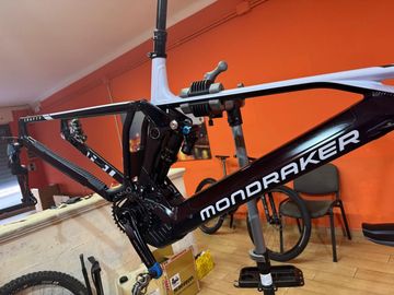 Gebrauchtes Mondraker Crafty R 2021 2021 Mountainbike, Weiß, 29 — Bild 15 von 22
