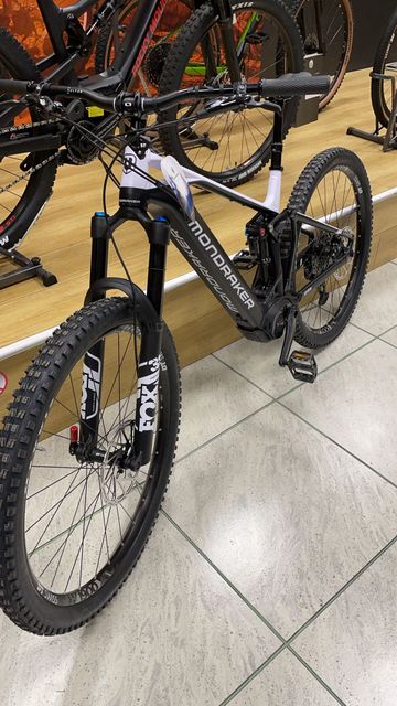 Gebrauchtes Mondraker Crafty R 2021 2021 Mountainbike, Weiß, 29 — Bild 8 von 22