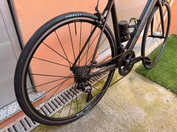 Used Canyon Endurace CF 8.0 2019 2019 Road & Gravel, Black — image 9 of 10