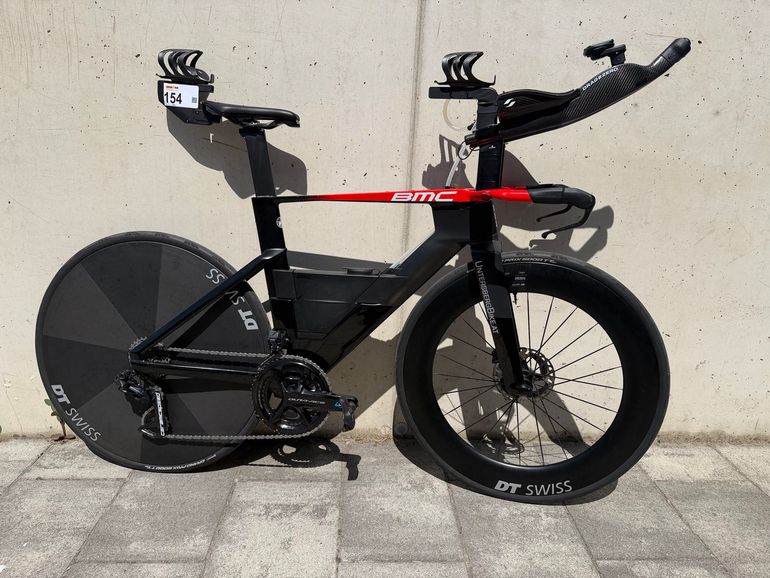 Used BMC Speedmachine 01 LTD 2024 2024 Road & Gravel — image 1 of 13