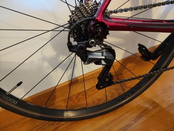 Used Trek emoda Custom Shimano Ultegra 2020 Road & Gravel, Red — image 5 of 13