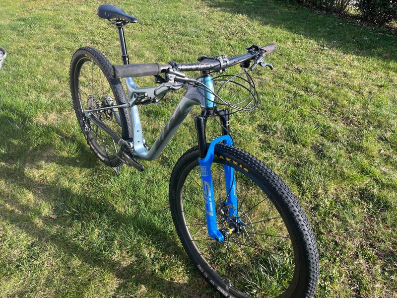 Used KTM Scarp Shimano XTR 2022 Mountainbike, Light Gray — image 3 of 8