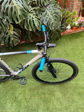Used KTM X-STRADA 10 PRO 2024 2024 Road & Gravel, Hellgrau — image 3 of 9