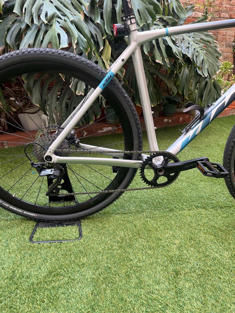 Used KTM X-STRADA 10 PRO 2024 2024 Road & Gravel, Hellgrau — image 2 of 9