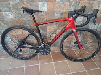 Used Giant Defy Advanced Pro 1 2020 2020 Road & Gravel, Red — image 2 of 4