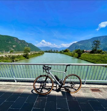 Used Canyon Grail AL 7.0 2020 2020 Road & Gravel, Grigio chiaro — image 2 of 12