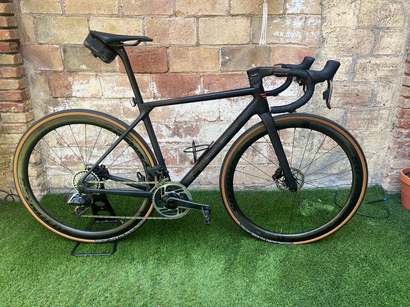Felt Fr SRAM Red eTap AXS 2024 Road & Gravel de segunda mano