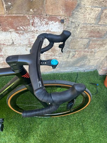 Used Felt Fr SRAM Red eTap AXS 2024 Road & Gravel — image 7 of 10