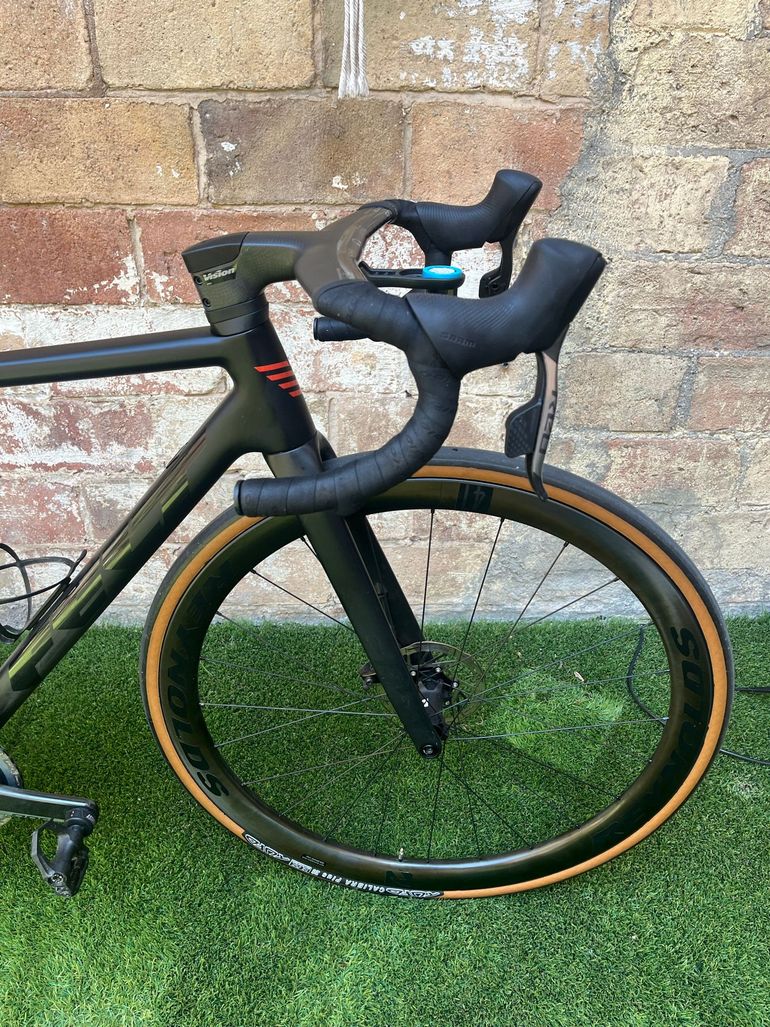 Used Felt Fr SRAM Red eTap AXS 2024 Road & Gravel — image 4 of 10