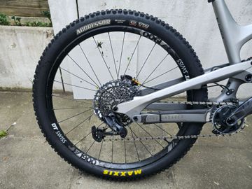 Tweedehands YT Industries Capra Base AL 29 2021 2021 Mountainbike — afbeelding 8 van 15