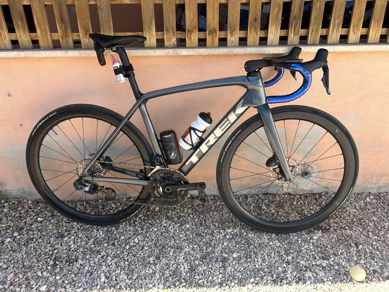 Used Trek Émonda SL 6 2024 2024 Road & Gravel — image 1 of 14