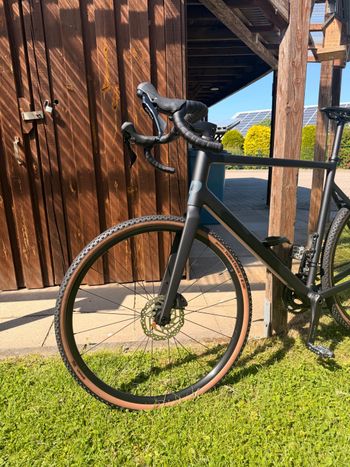 Used Rose Blend Gravel 2024 2024 Road & Gravel — image 3 of 9