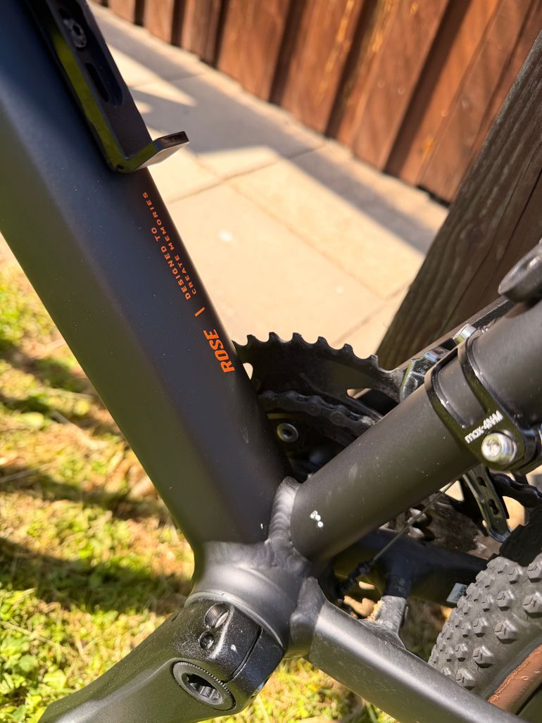Used Rose Blend Gravel 2024 2024 Road & Gravel — image 8 of 9