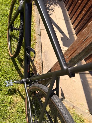 Used Rose Blend Gravel 2024 2024 Road & Gravel — image 5 of 9