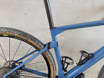 Used BMC URS THREE 2020 2020 Road & Gravel, Blue — image 4 of 10