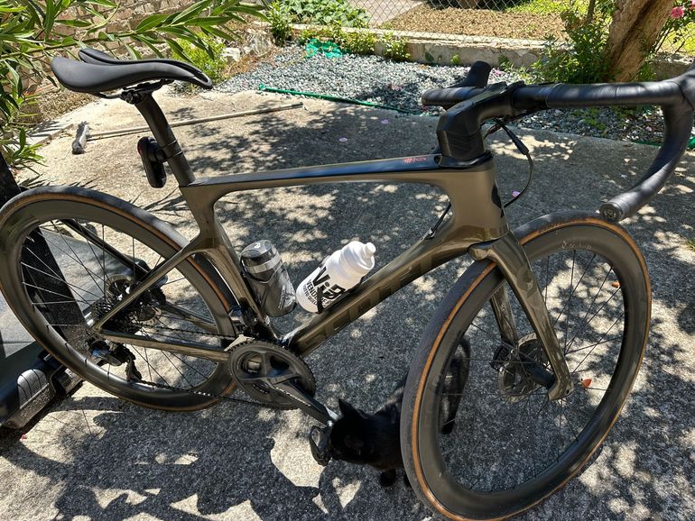Used Scott Foil 10 2020 2020 Road & Gravel — image 1 of 12