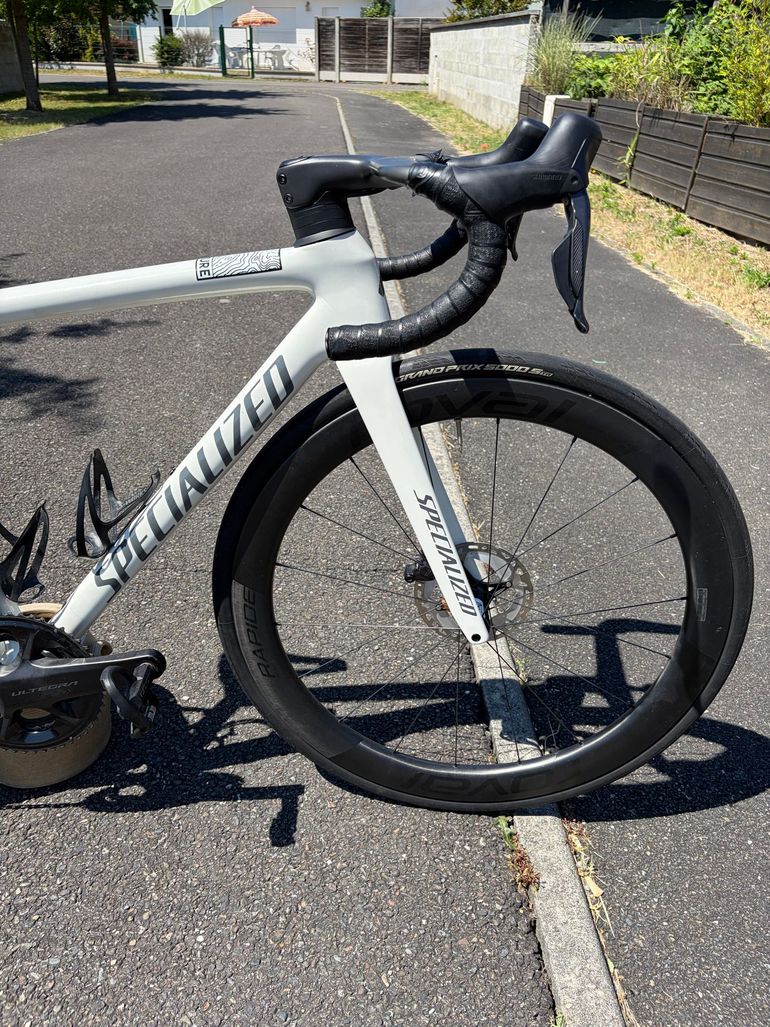 Used Specialized Tarmac SL8 Pro - Shimano Ultegra Di2 2025 2025 Road & Gravel, Weiß — image 7 of 10