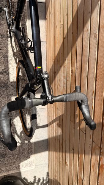 Used Thompson R-9500 2021 Road & Gravel, Black — image 3 of 8