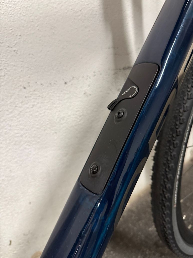 Used Orbea TERRA M20TEAM 2025 2025 Road & Gravel, Blue — image 6 of 12