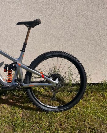 Used Pivot FIREBIRD Pro XT/XTR - Air w/ Carbon Wheels 2022 2022 Mountainbike — image 6 of 6