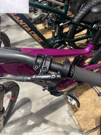 Used Santa Cruz Heckler SRAM X01 Eagle AXS 2024 Mountainbike, Violett — image 4 of 6